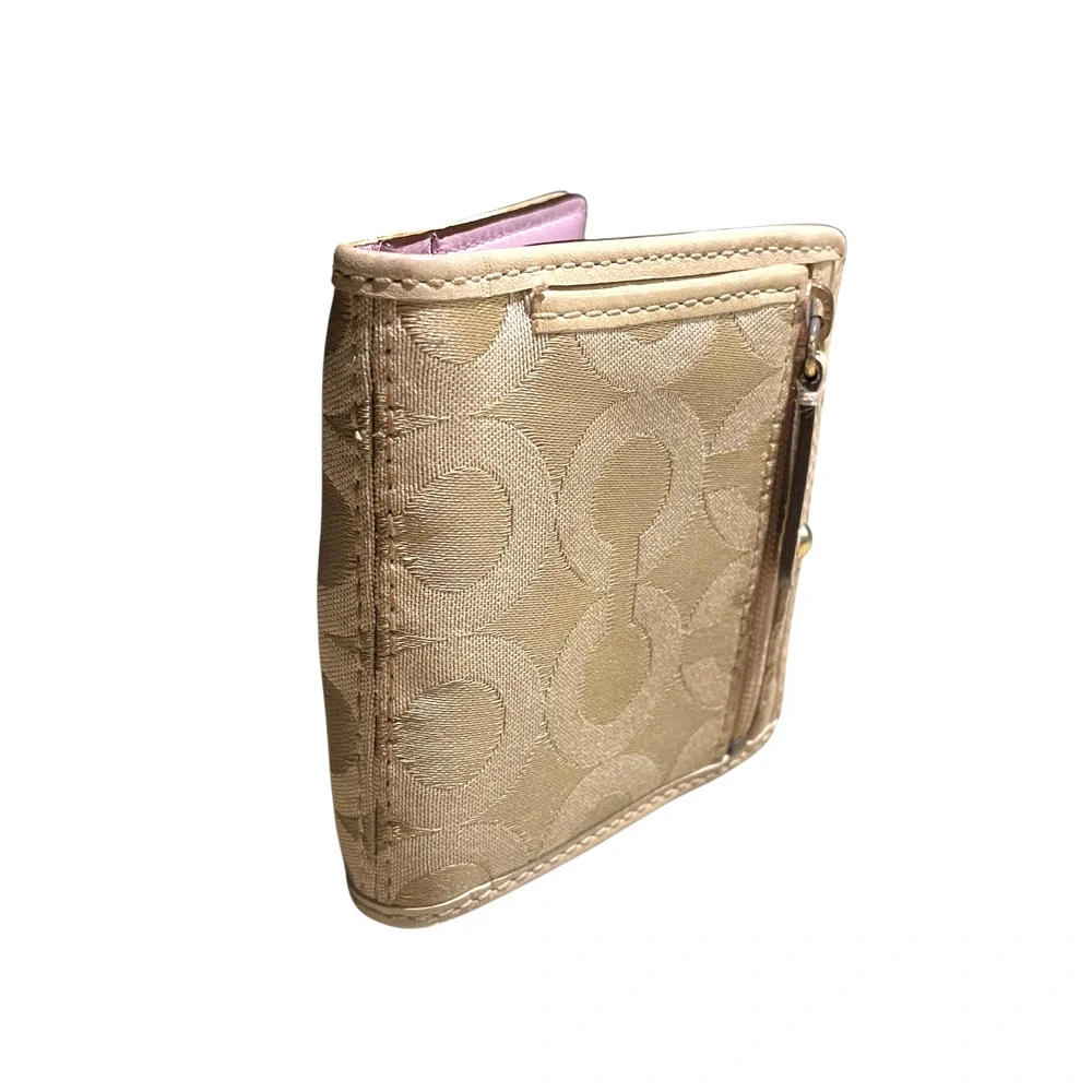 Coach light khaki